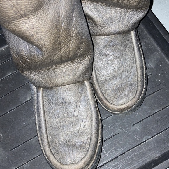 Authentic Manitobah Mukluk - Picture 5 of 5